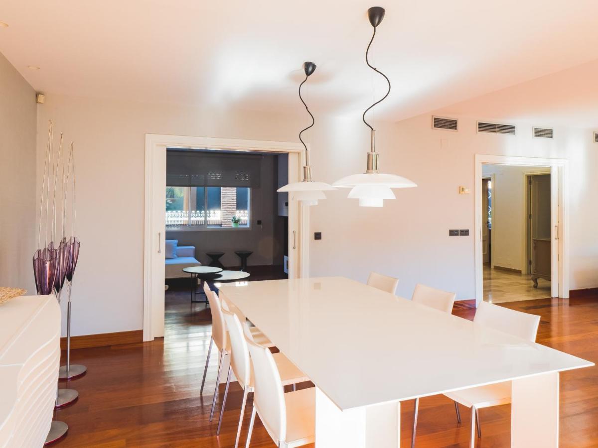 Cubo'S Gibralfaro House Center Villa Malaga Bagian luar foto